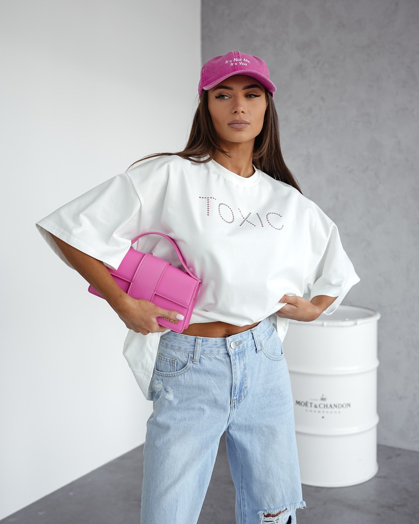 BALTS KOKVILNAS OVERSIZE T-KREKLS "TOXIC"