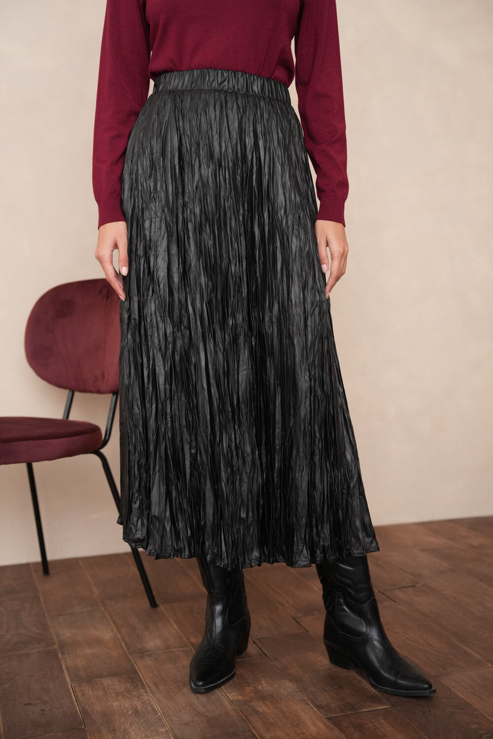 MELNI ĀDAS IMITĀCIJAS SVĀRKI