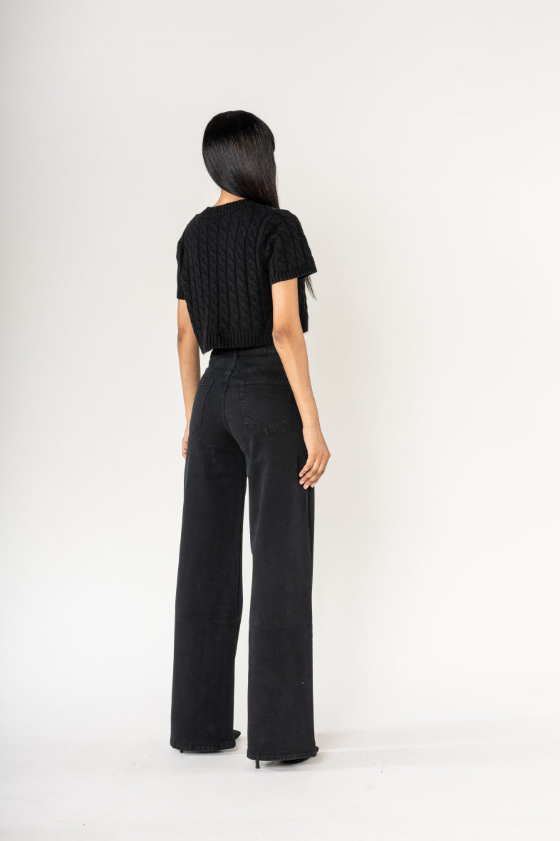 MELNAS PLATAS DŽINSA BIKSES AR AUGSTU JOSTAS VIETU